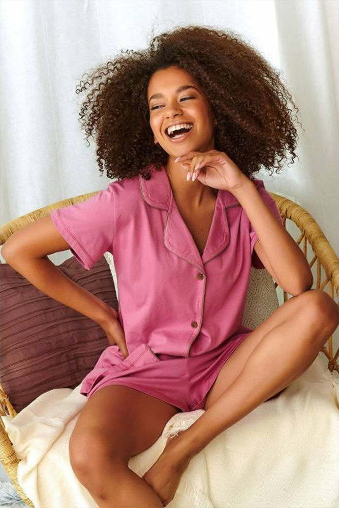 Biancheria da notte in cotone: scoprite i suoi vantaggi 