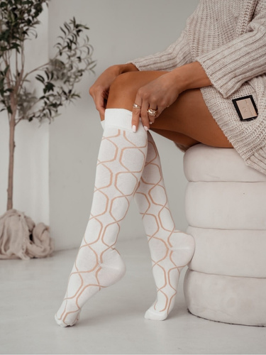 Milena 0248-017 calze al ginocchio da donna in cotone ecru con trama decorativa
