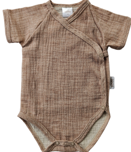 Body in mussola Just Muslin 03235KL Makoma latte- manica corta, busta, 100% cotone