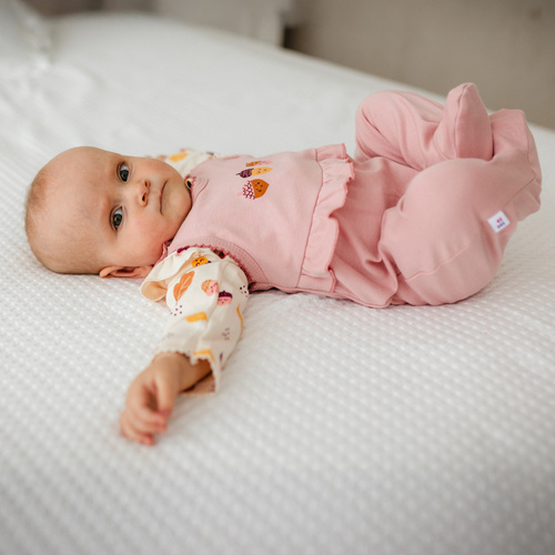 Tutina per neonati Fluffy Tails Eevi - rosa, cotone