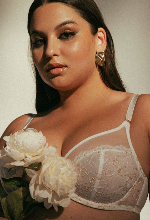 1396 Ava Soft Maxi Bra ecru