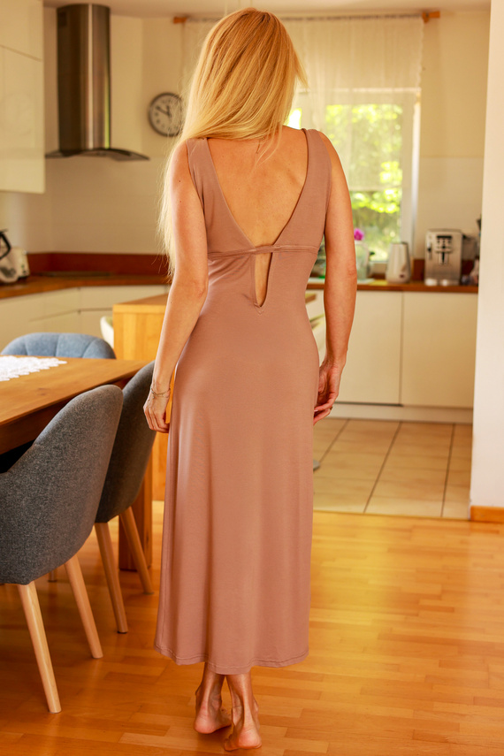 Senai Dress Mirale - Abito lungo in viscosa con scollo a V sul davanti e sulla schiena | Produzione polacca - latte