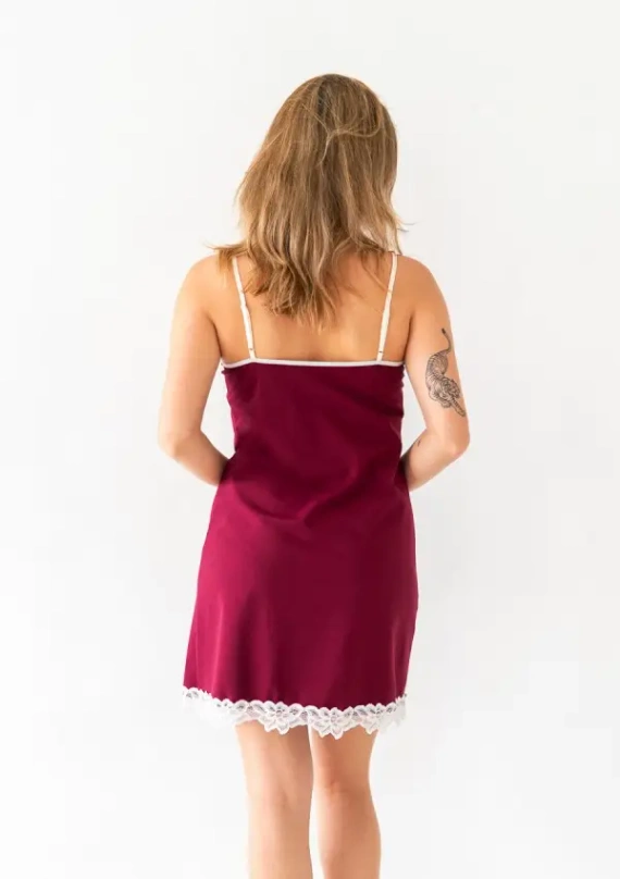 Halka Dkaren Emma 2 in cotone con pizzo e spalline regolabili - bordeaux