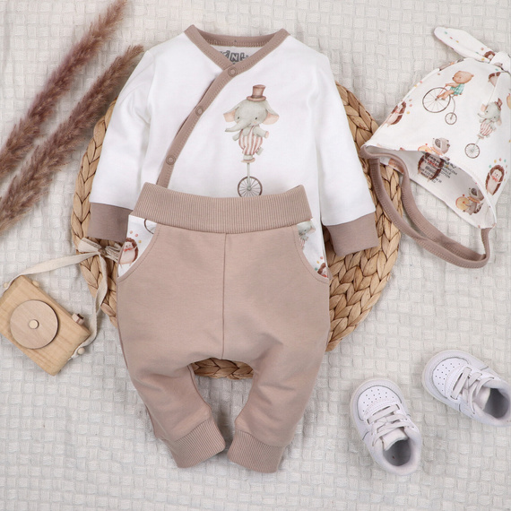 ABN-5592 Pantaloni da tuta Nini di Circus per bambini - 100% cotone biologico, morbidi e sicuri