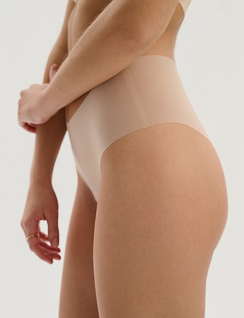 Figi Brasil Maxi Julimex Mousse senza cuciture ultraleggeri invisibili sotto i vestiti beige