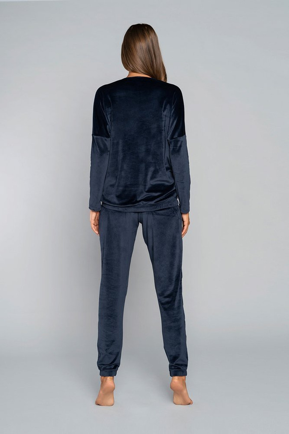 Set lungo da donna Juga. manica, lunghezza. pantaloni cammello della moda italiana