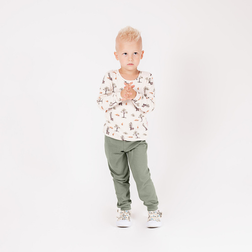 218036 Pigiama in cotone dell'Orso Yogi Nicol - manica lunga, fantasia foresta