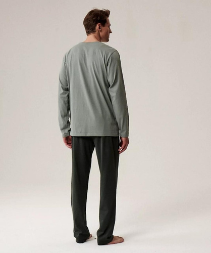 Pigiama da uomo NMP-392 Atlantic - cotone verde/kaki, manica lunga, set elegante per le notti fredde