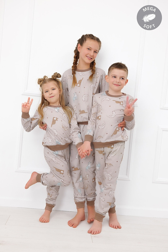 Italian Fashion Filka Pigiama bambino Mega Soft lungo con gatti caldo