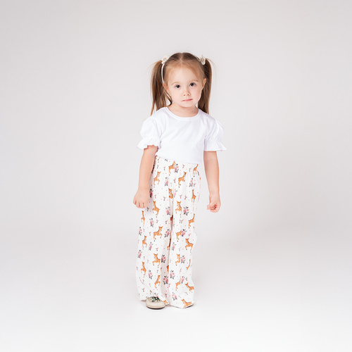 216198 Pantaloni da bambino Lala Nicol - bianchi con sartoria e fiori, taglia 92-122