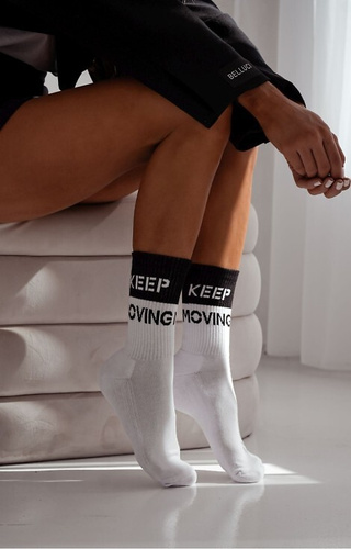 0071-008 Calzini da donna unici Milena bianchi - mezza spugna, cotone, caldi e confortevoli