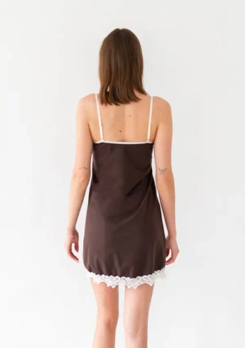 Halka Dkaren Emma 2 in cotone con pizzo e spalline regolabili - cioccolato