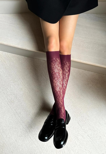 Bellarosa Veneziana calze al ginocchio maroon - traforate, floreali, ultraleggere ed eleganti, massimo comfort senza pressione