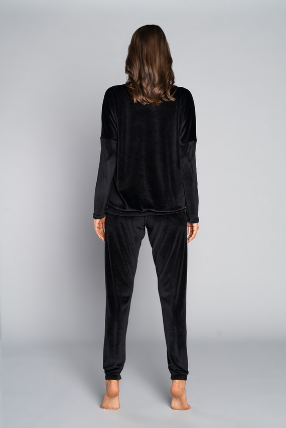 Set lungo da donna Juga. manica, lunghezza. pantaloni cammello della moda italiana