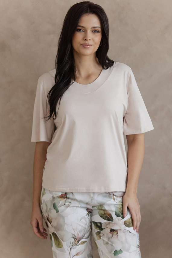 Pigiama 3567 Afrodite Taro beige- Pigiama da donna in cotone con stampa floreale, manica 7/8