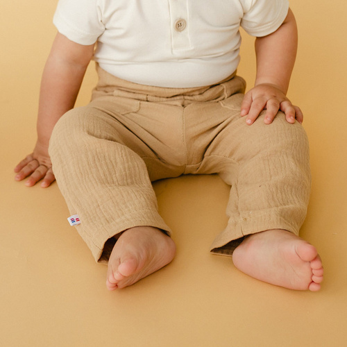 Pantaloni Elephant Boys in mussola beige Eevi- 100% cotone, comodi e leggeri