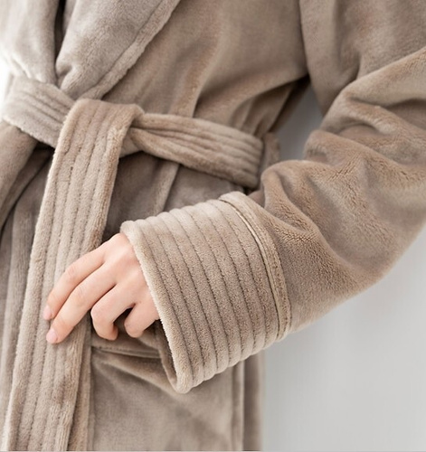 Accappatoio donna Sensis Marron mocca morbido con collo sciallato e tasche