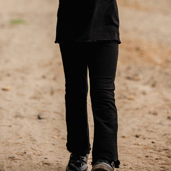 Simply Comfy Leggings per bambini - pantaloni a campana Eevi nero - 100% cotone, comodi e alla moda