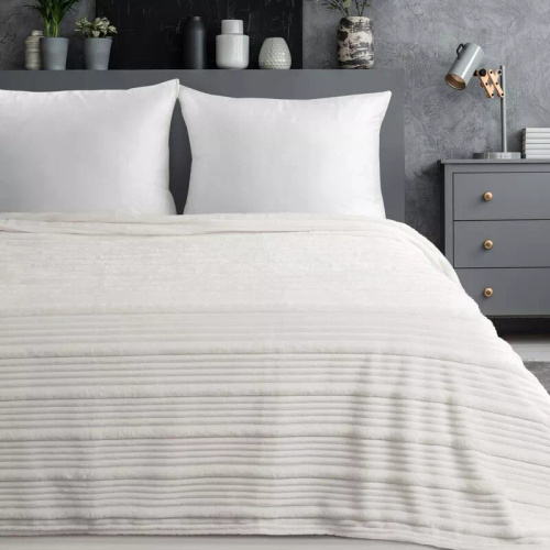 Coperta copriletto Nina 220x200 flanella 3D morbida Eurofirany 300 GSM bianco
