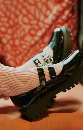 577 Calzini Nana Gabriella rosa a coste, con lurex e balze