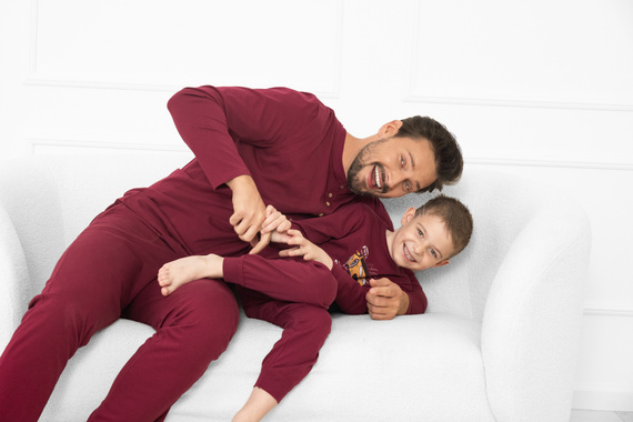 Pigiama da uomo Gordo - cotone classico, polo e pantaloni con tasche Italian Fashion - marrone