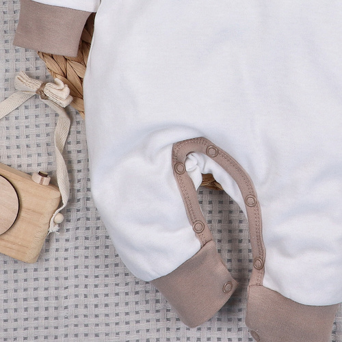 ABN-5509 Sky Journey Nini, pigiama per bambini senza piedi, cotone biologico, chiusura con bottoni a pressione