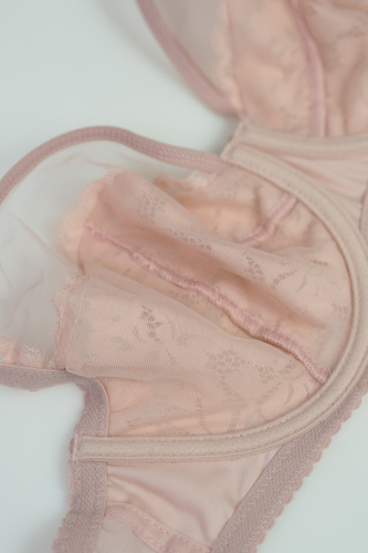 Mediolano Jasmin 19150 reggiseno plunge pizzo cipria scollo V