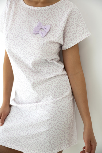 Lavelle Sensis camicia da notte in cotone con stampa pantera viola