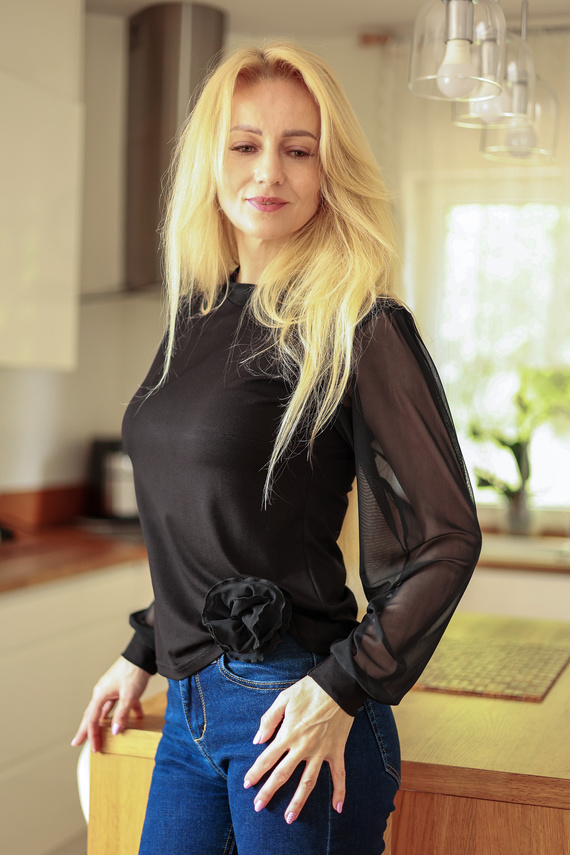 Mirale Freya Blusa Donna in Viscosa con Maniche in Tulle e Collo Alto Elegante - nera