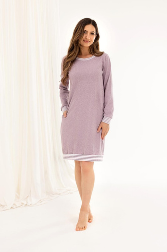 Camicia da notte da donna 159 Regina viola - cotone, manica lunga, comfort e classicità
