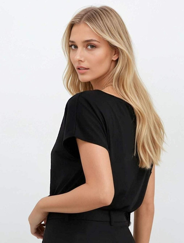 Elegante blusa da donna Anora Eldar nera | Inserto in pizzo, viscosa elasticizzata, manica corta | Ideale per il lavoro e le occasioni speciali