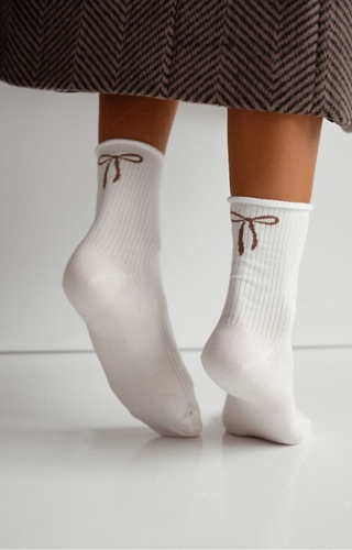 0200-193 Calze da donna con fiocco Milena ecru-cotone a coste