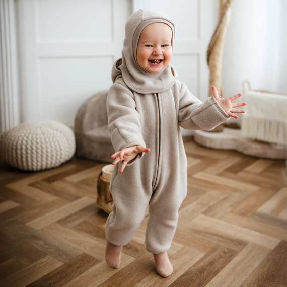 Tuta per neonato in lana merino Eevi - beige, morbida e traspirante
