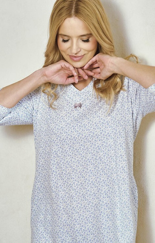 3449 Debora Camicia donna Taro - 100% cotone, manica lunga, tasche, scollatura con bottoni