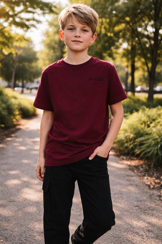 T-shirt bambino Six Seven Bambarillo – comoda e ideale ogni giorno claret